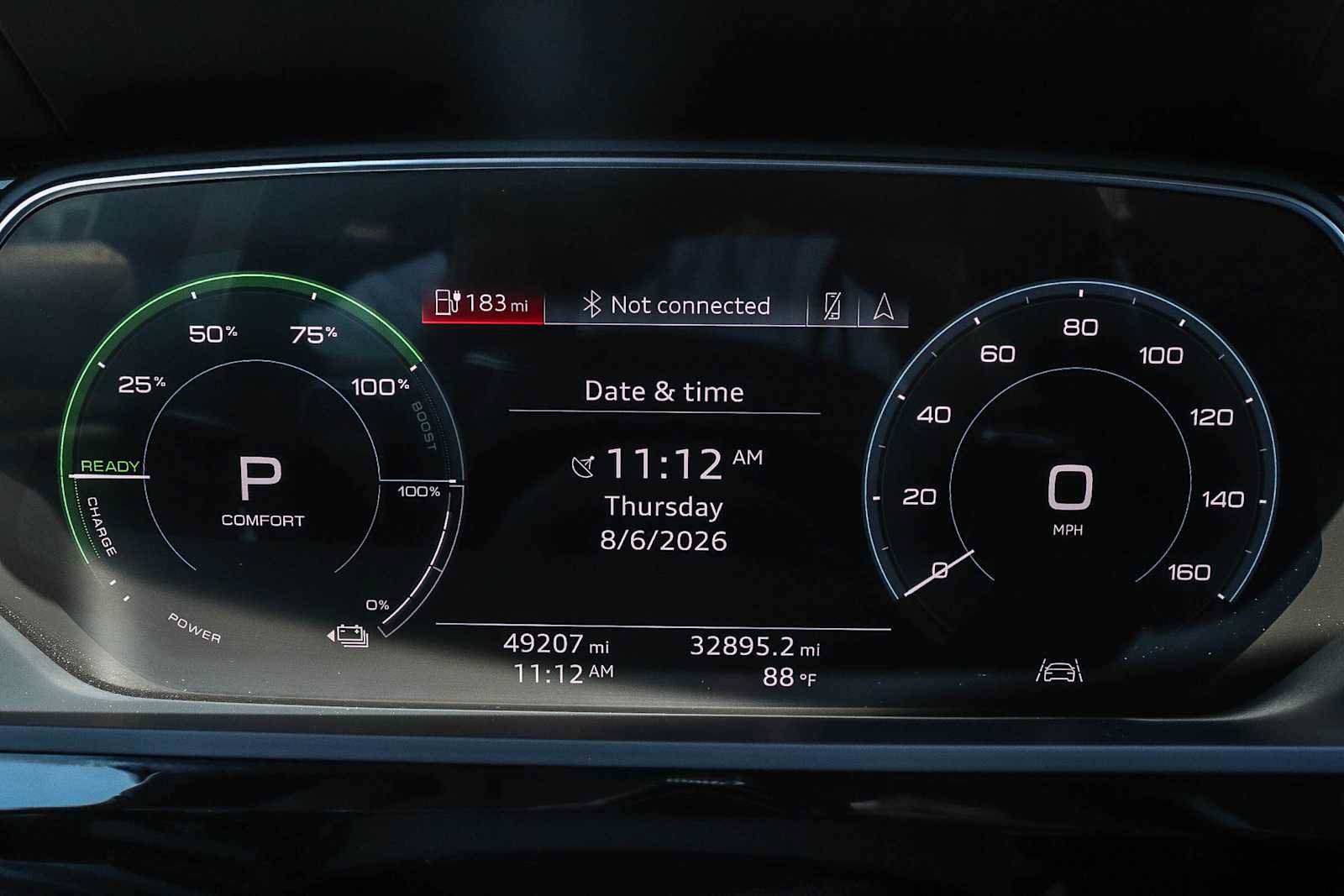 Used 2019 Audi e-tron Prestige w/ Prestige Package AWD/4WD image 32
