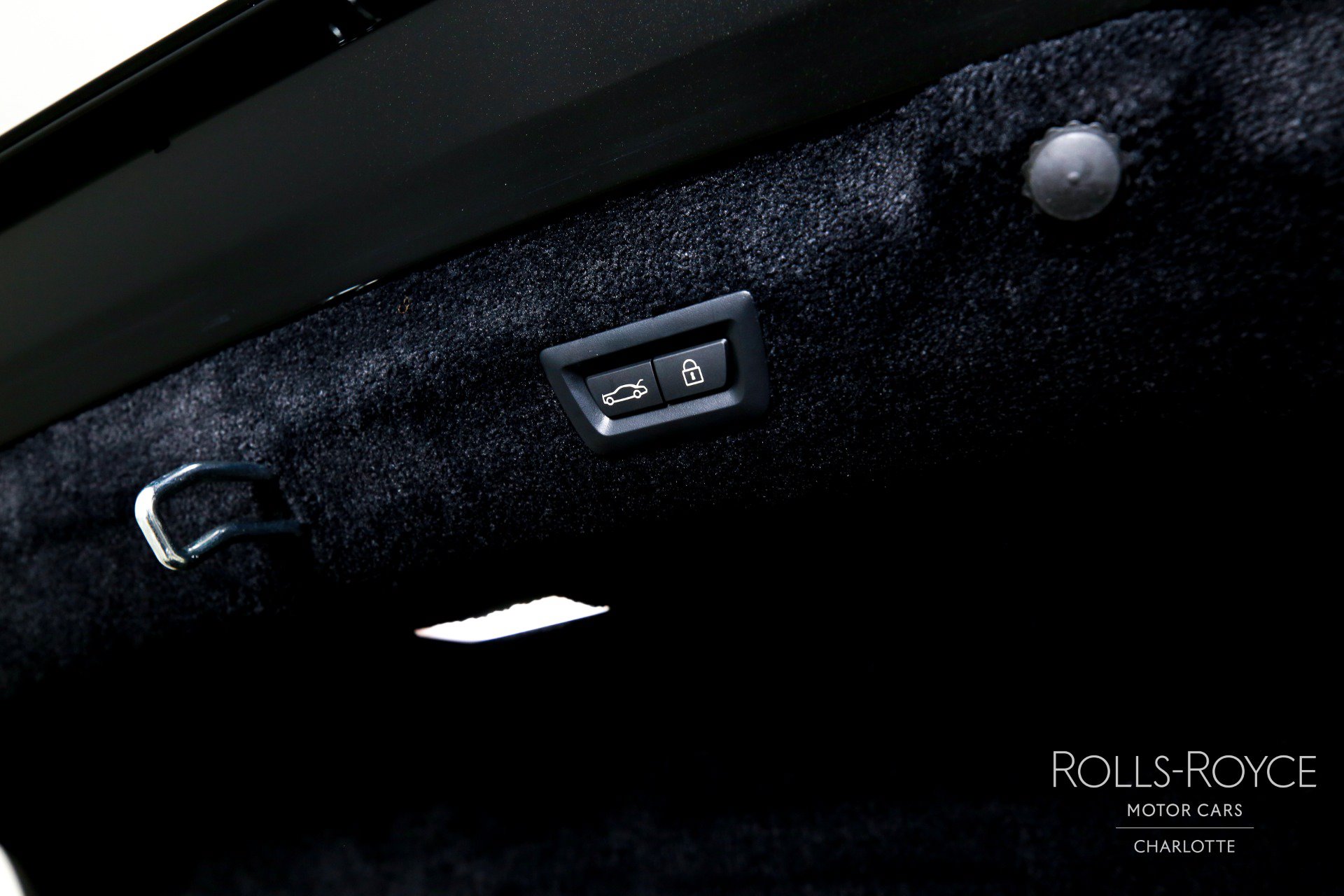 New 2027 Rolls-Royce Phantom Sedan RWD image 28