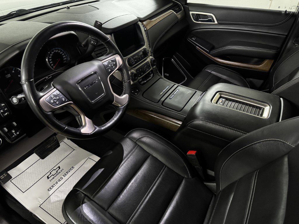 Used 2019 GMC Yukon Denali w/ Denali Ultimate Package image 25