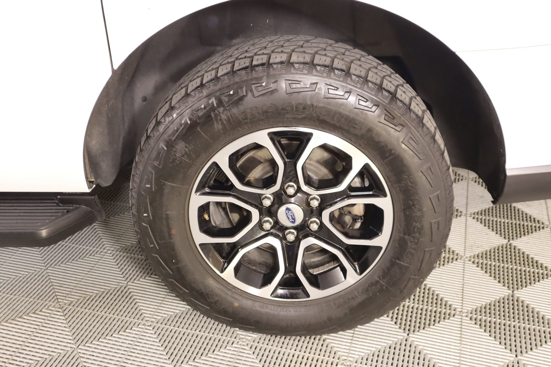 Used 2024 Ford Expedition Max XLT image 20