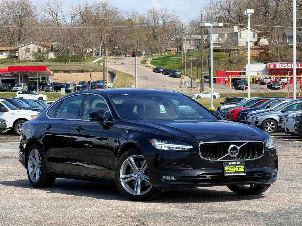 Used 2018 Volvo S90 T5 Momentum w/ Convenience Package image 1