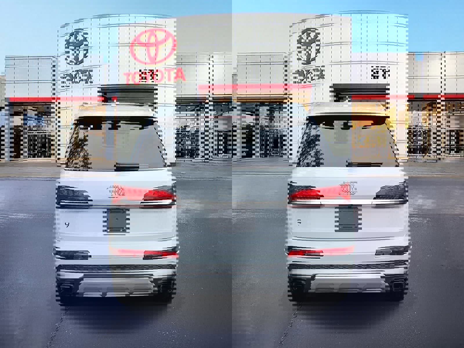 Used 2025 Audi Q7 2.0T Premium w/ Convenience Package image 6