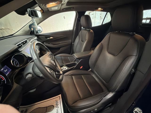 Certified 2023 Buick Encore GX Essence w/ Experience Buick Package FWD image 3
