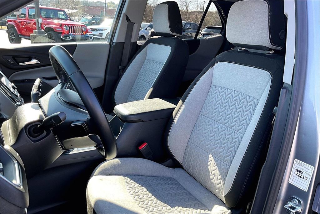 Used 2024 Chevrolet Equinox LT image 25