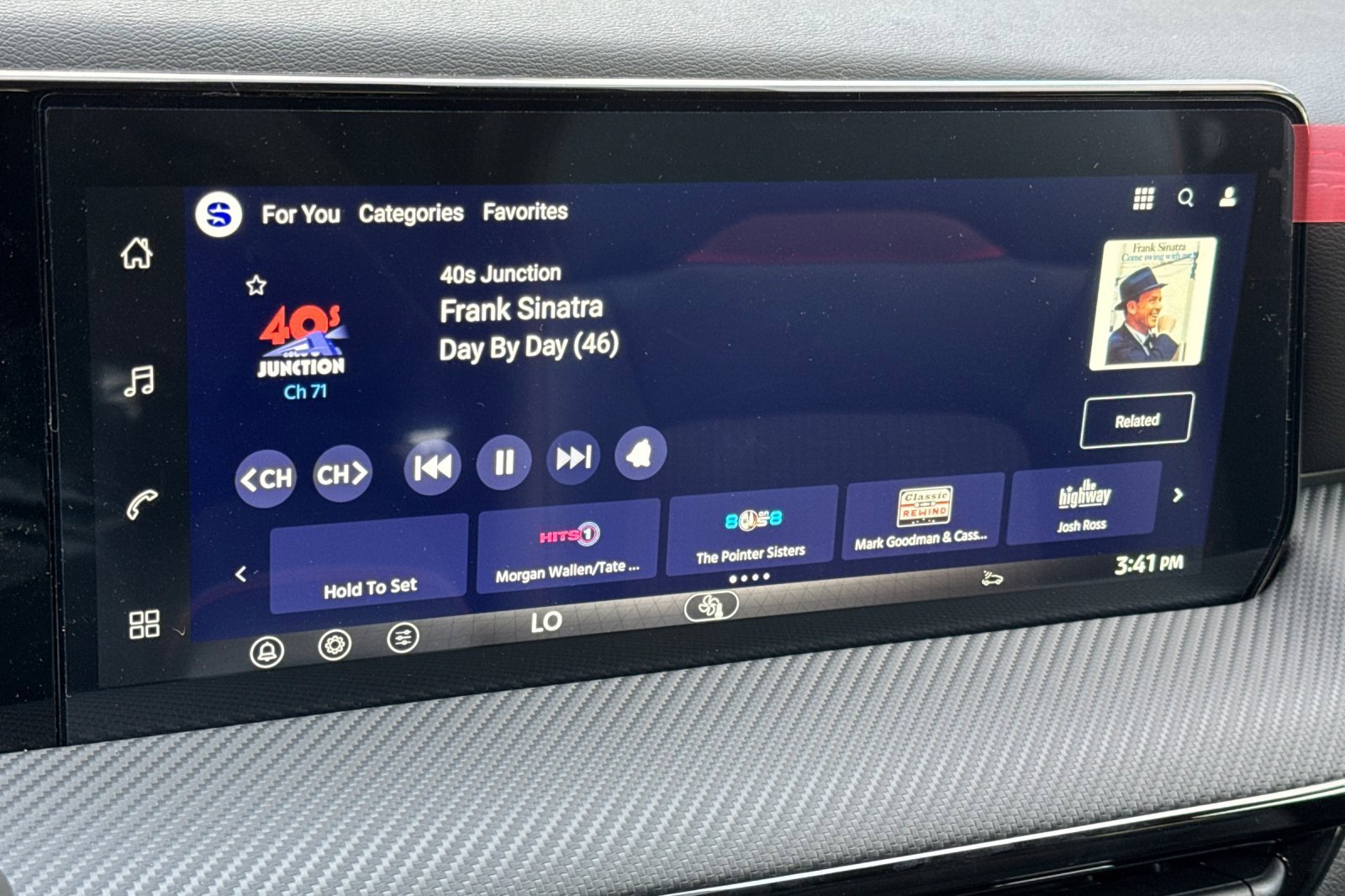 New 2026 Nissan Kicks SR image 15