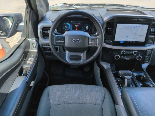 Used 2023 Ford F150 Lightning XLT AWD/4WD image 16