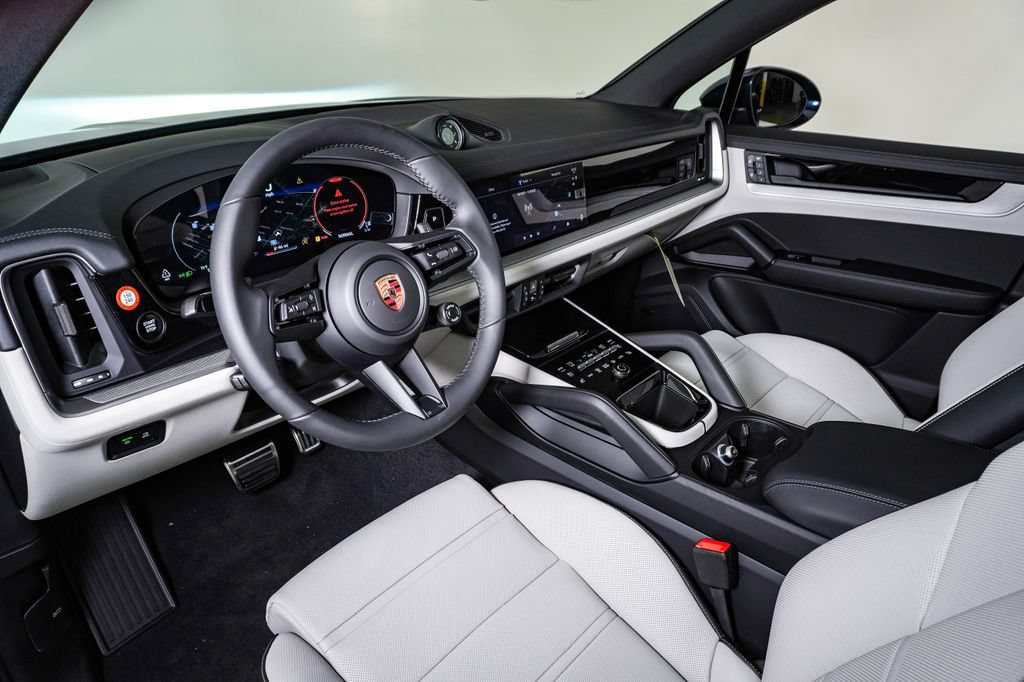 New 2026 Porsche Cayenne S AWD/4WD image 4