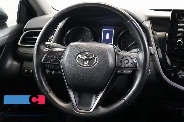 Used 2023 Toyota Camry SE w/ Cold Weather Package FWD image 16