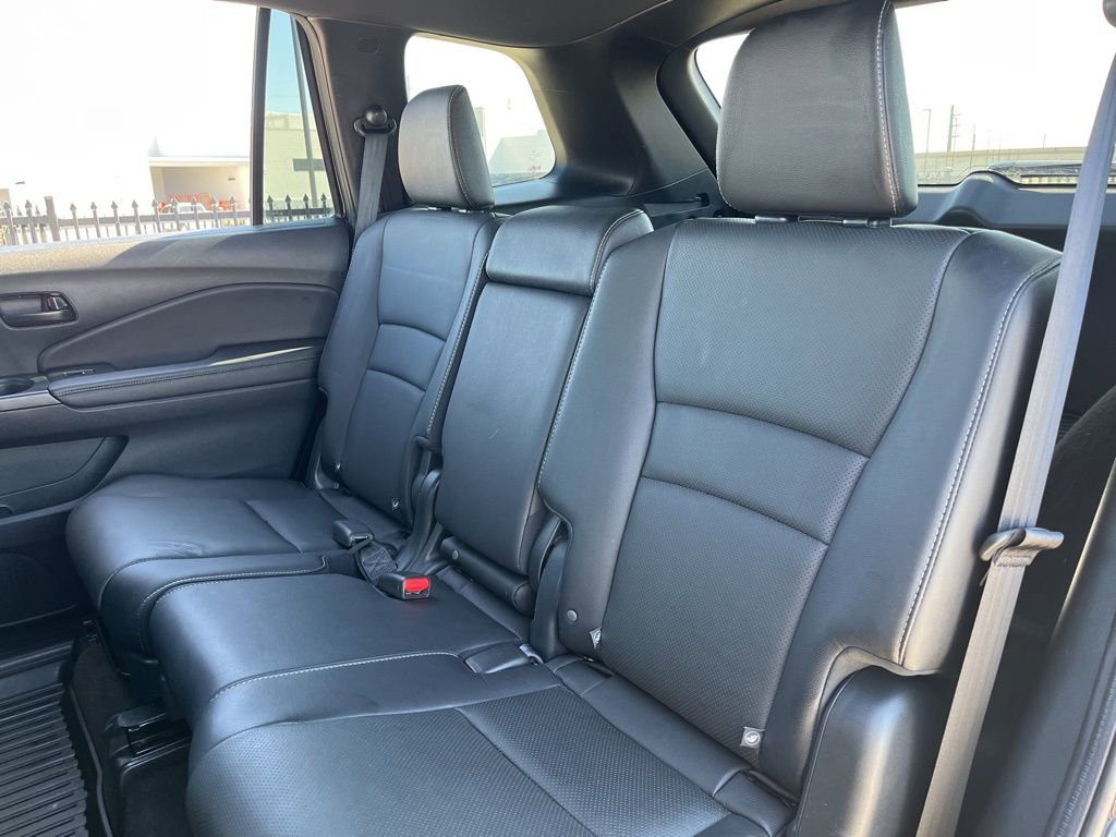 Certified 2023 Honda Passport EX-L image 30