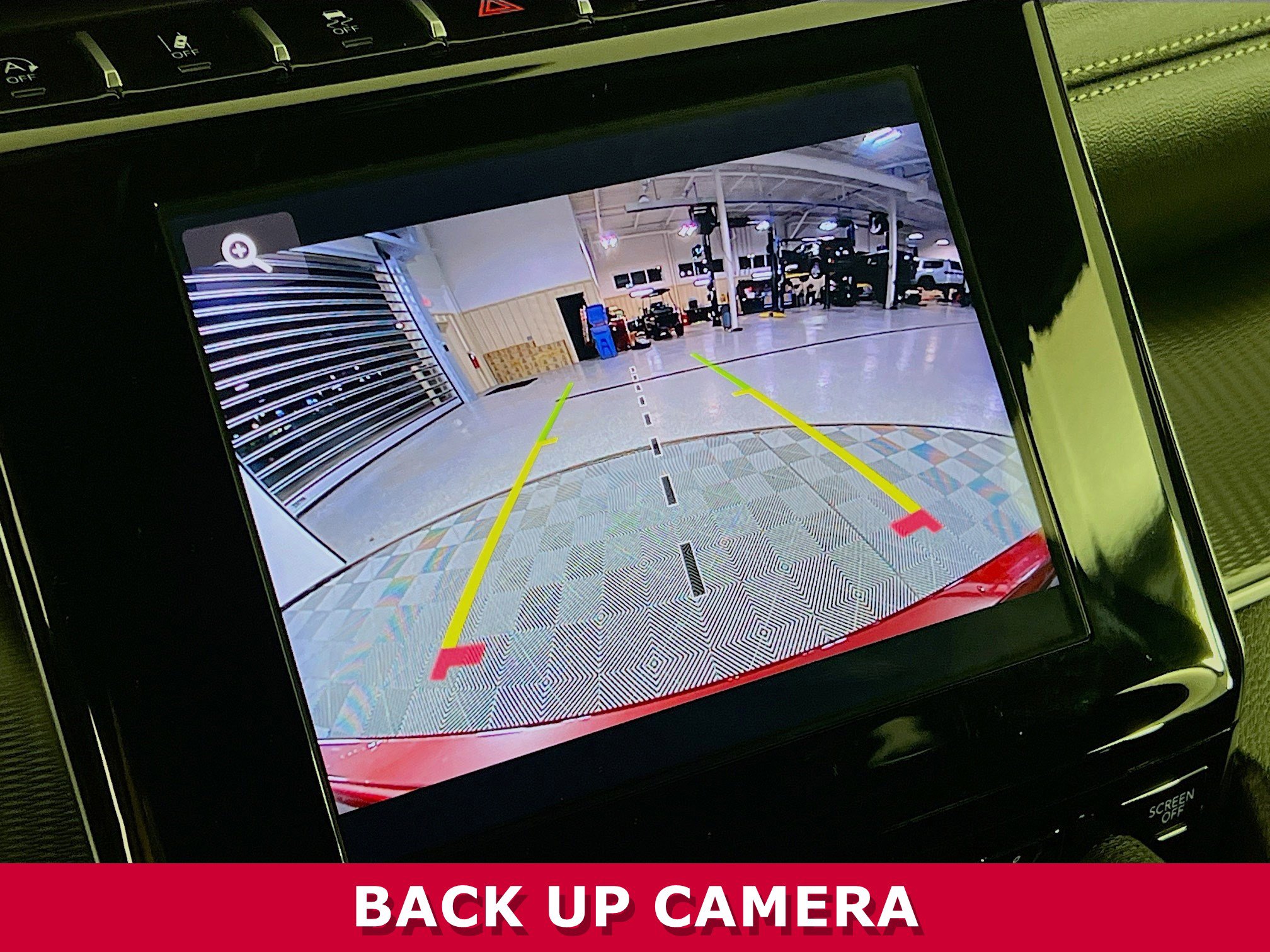 Used 2025 Jeep Grand Cherokee Altitude image 9