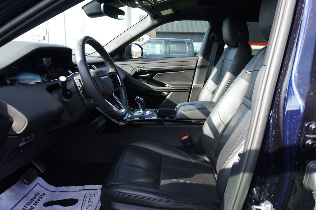 Used 2023 Land Rover Range Rover Evoque R-Dynamic S image 2