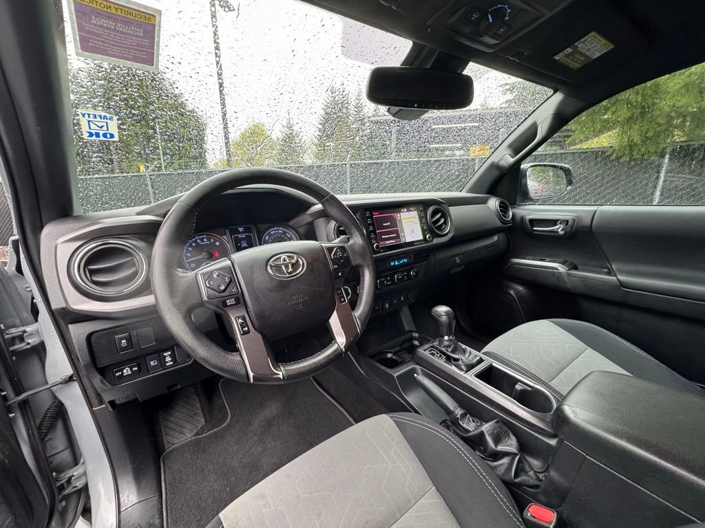 Used 2021 Toyota Tacoma TRD Off-Road w/ Technology Package image 7