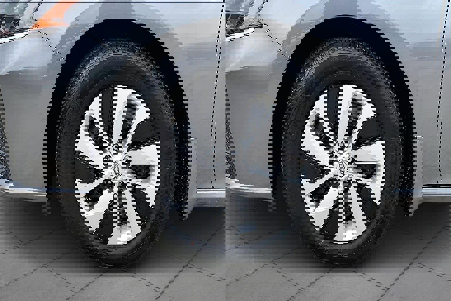 Used 2024 Nissan Altima 2.5 S image 10