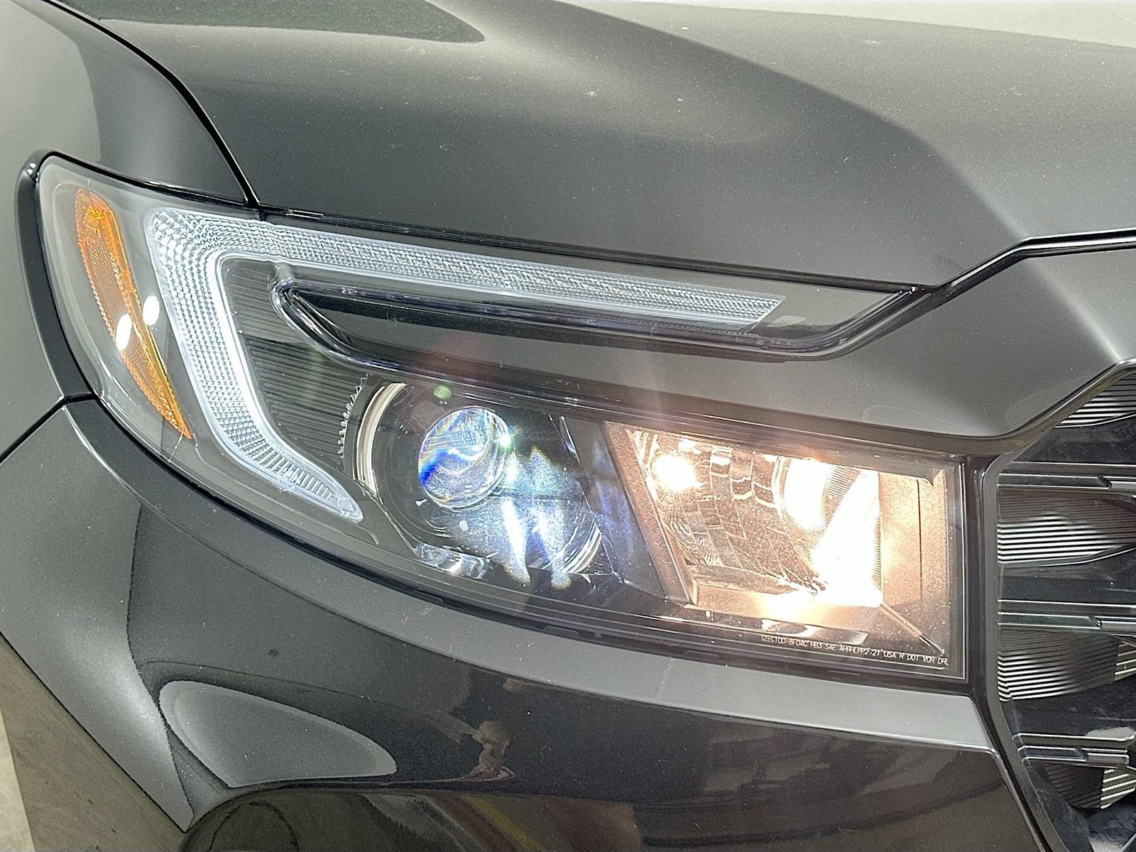 Used 2023 Honda Passport Elite image 9