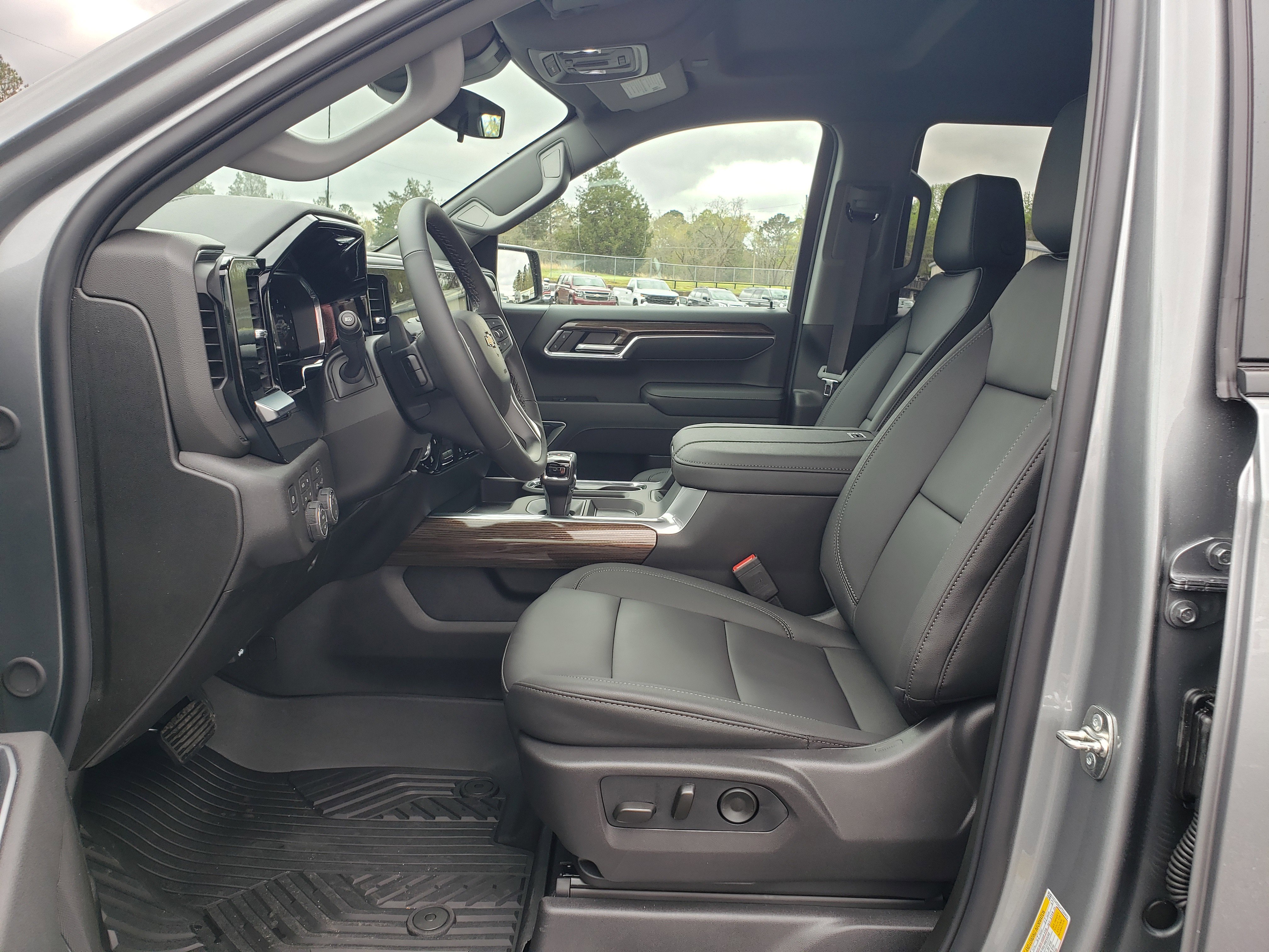 New 2026 Chevrolet Silverado 1500 LT image 31