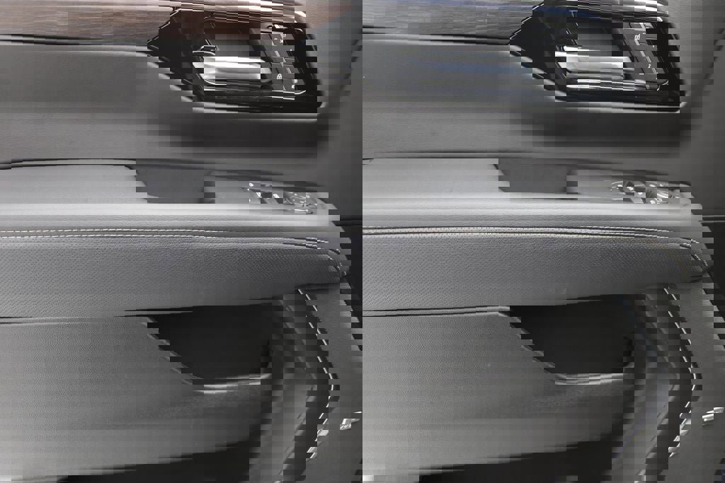 Used 2025 Chevrolet Tahoe Premier image 16