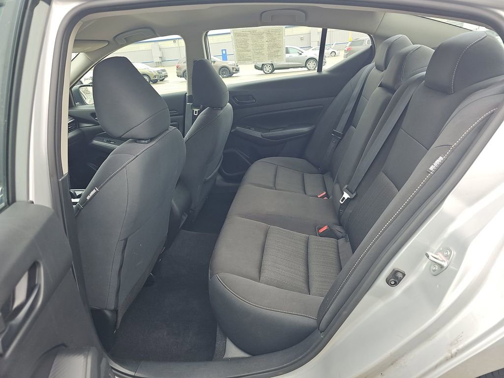 Used 2024 Nissan Altima 2.5 SV image 20