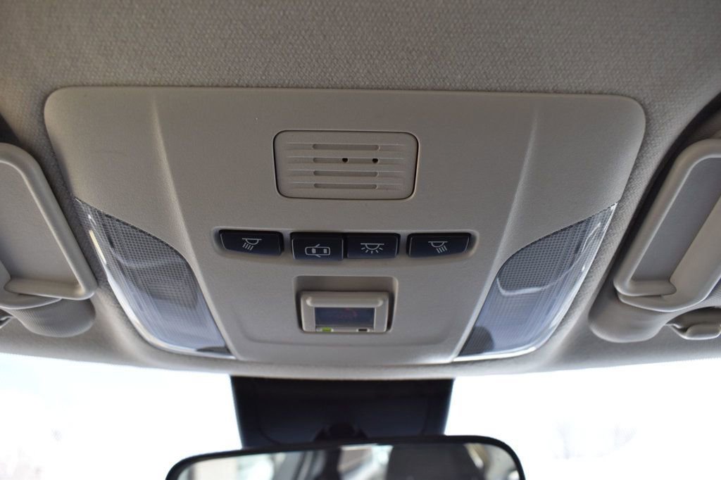 Used 2021 Toyota Corolla LE image 35