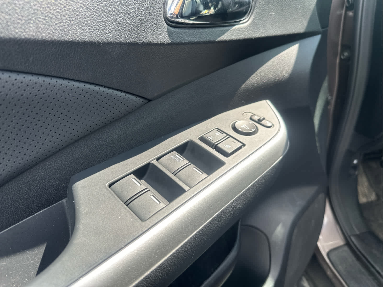 Used 2016 Honda CR-V EX-L image 8