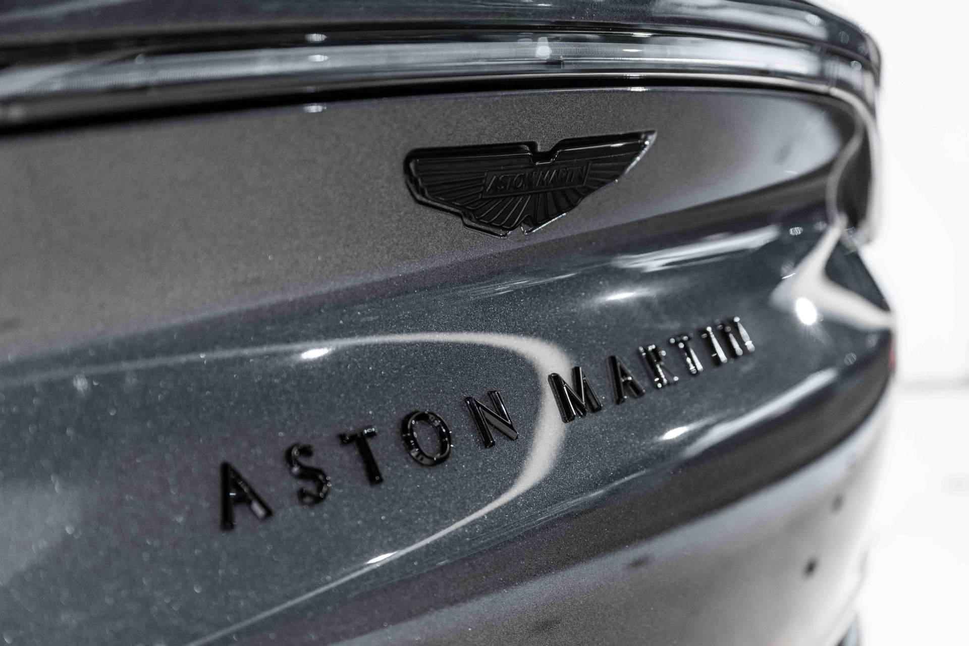 New 2025 Aston Martin DBX 707 AWD/4WD image 8