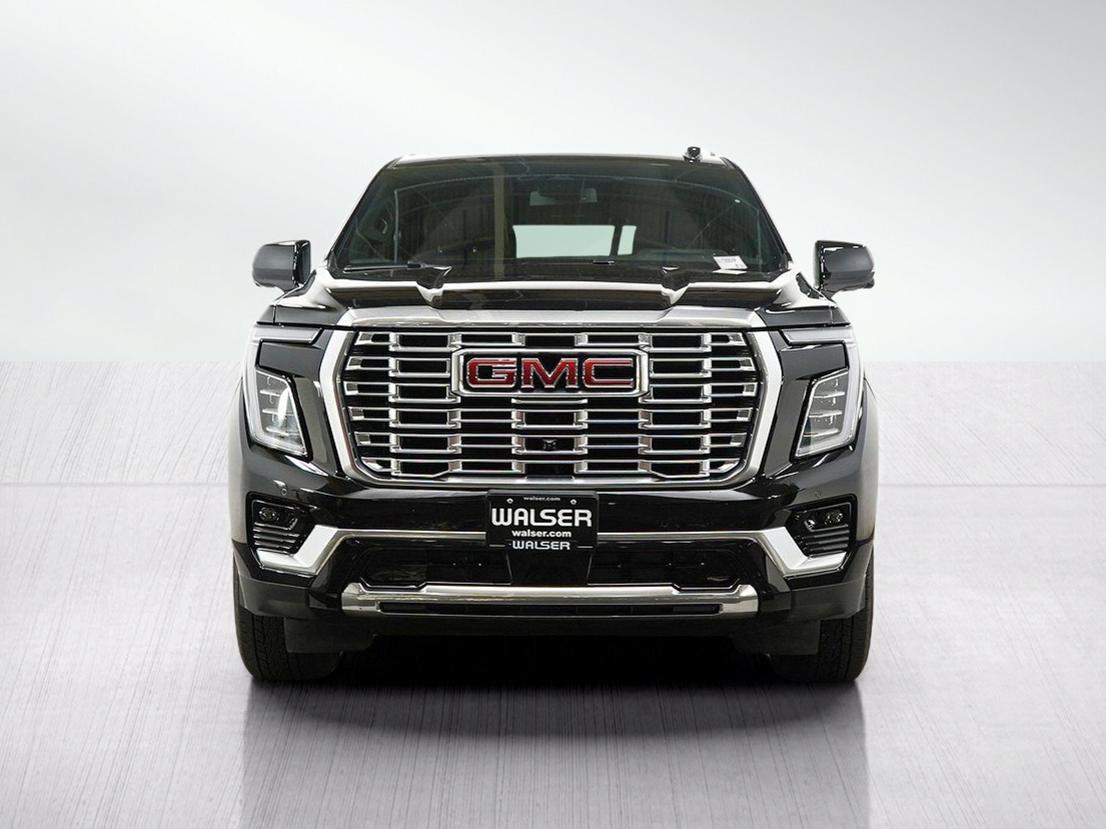 Used 2025 GMC Yukon Denali AWD/4WD image 8