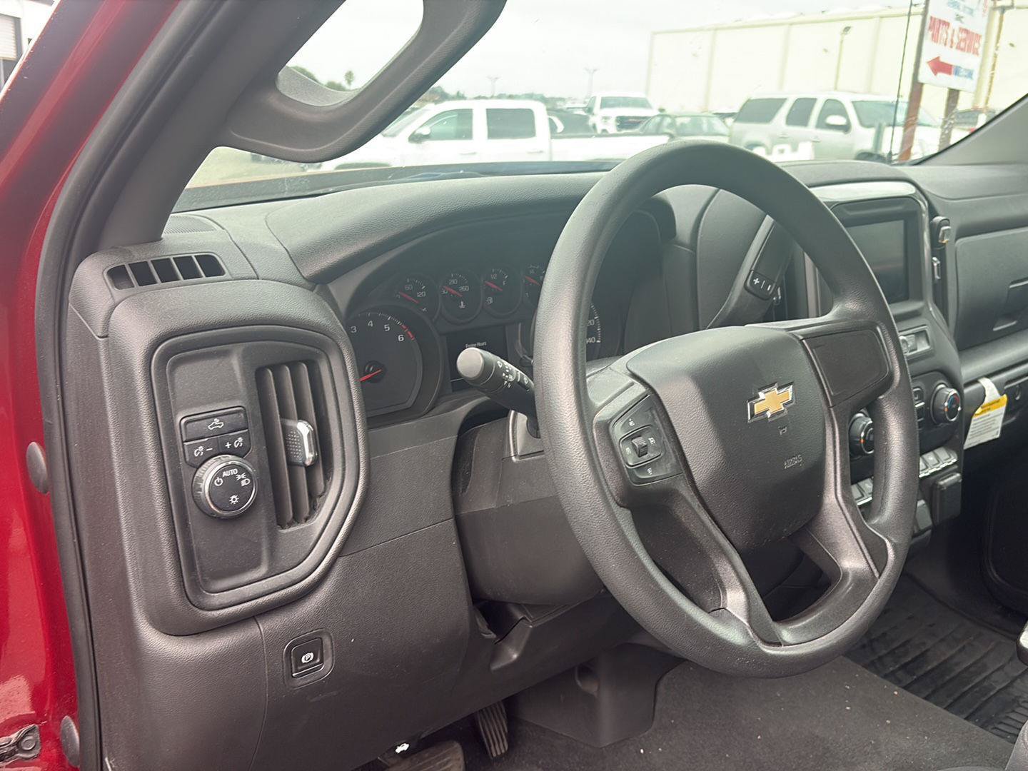 Used 2022 Chevrolet Silverado 1500 Custom RWD image 7
