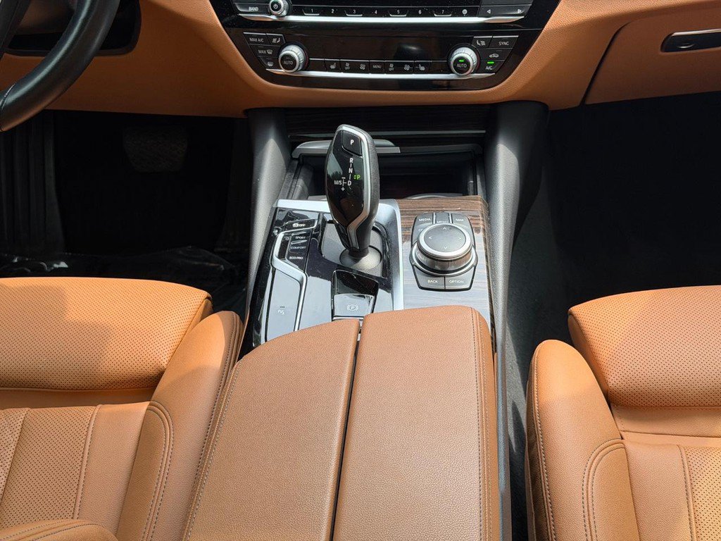 Used 2022 BMW 540i xDrive w/ Premium Package AWD/4WD image 14