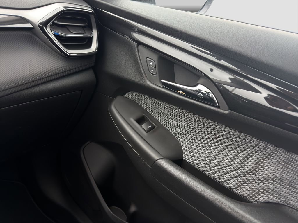 New 2026 Chevrolet TrailBlazer LT w/ Driver Confidence Package image 25