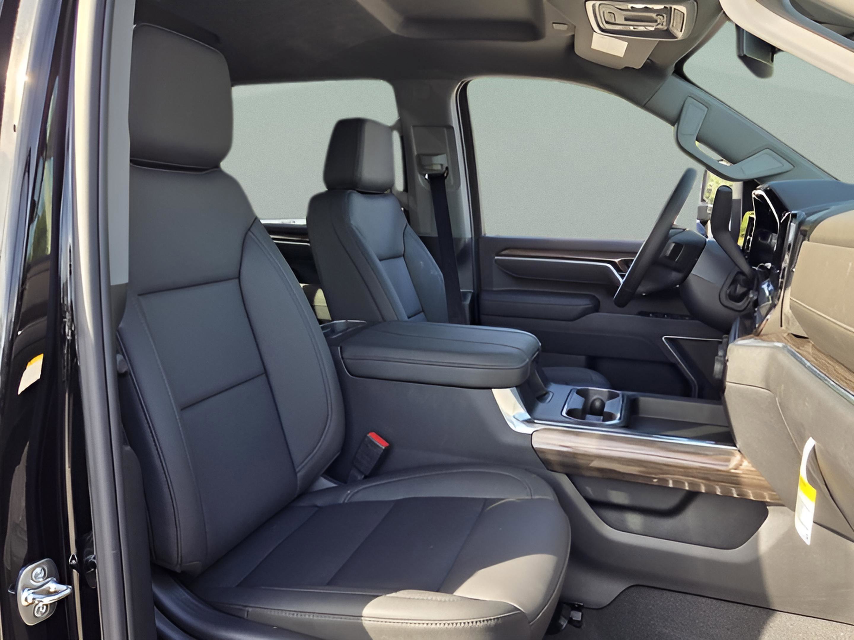 New 2026 Chevrolet Silverado 2500 LT w/ Trail Boss Package AWD/4WD image 15