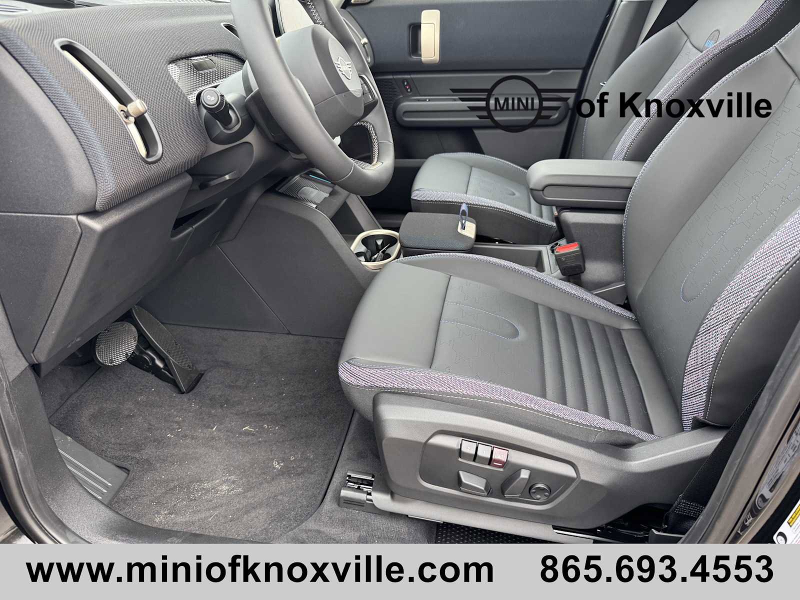 New 2025 MINI Cooper Countryman S w/ Comfort Package Max image 10