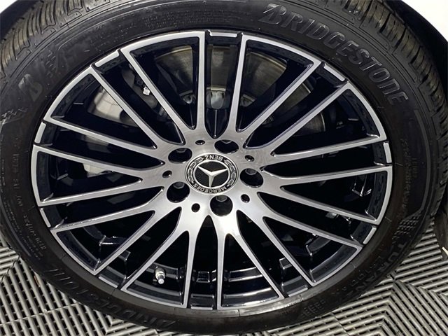 Used 2025 Mercedes-Benz C 300 4MATIC Sedan image 30
