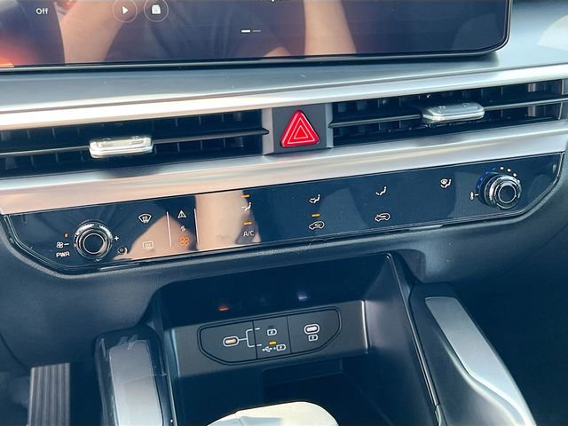 New 2026 Kia Sorento LX image 15