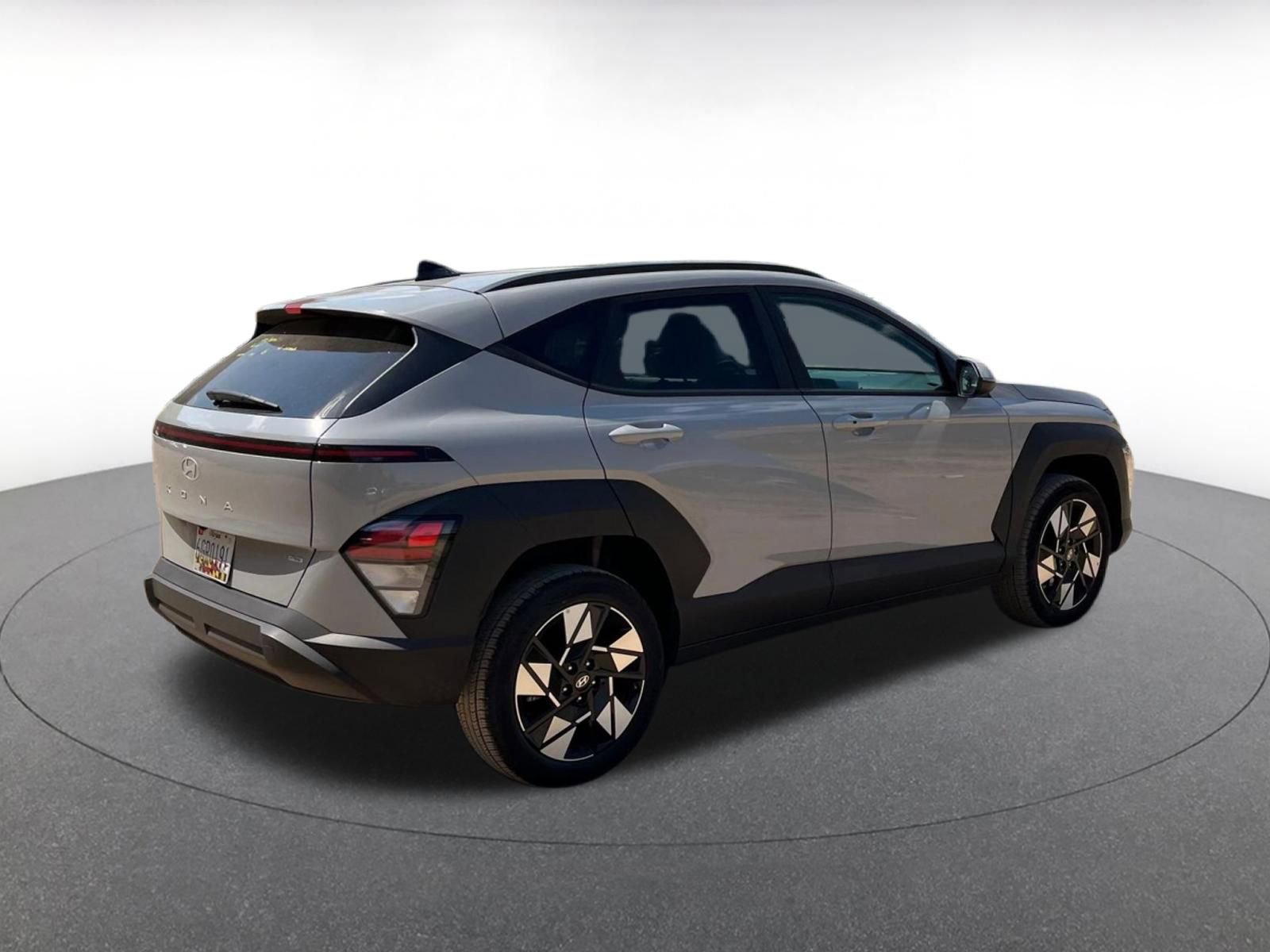 Used 2025 Hyundai Kona SEL AWD/4WD image 15