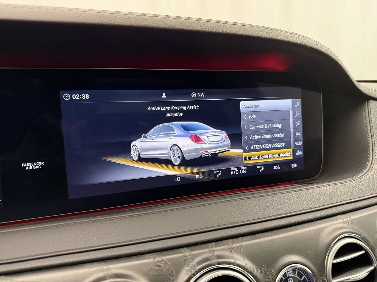 Used 2018 Mercedes-Benz S 560 4MATIC Sedan image 26