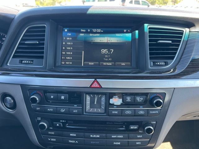 Used 2015 Hyundai Genesis 3.8 w/ Option Group 02 AWD/4WD image 18