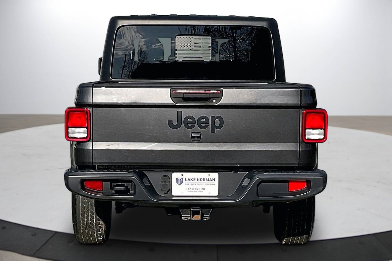 Certified 2022 Jeep Gladiator Sport image 8
