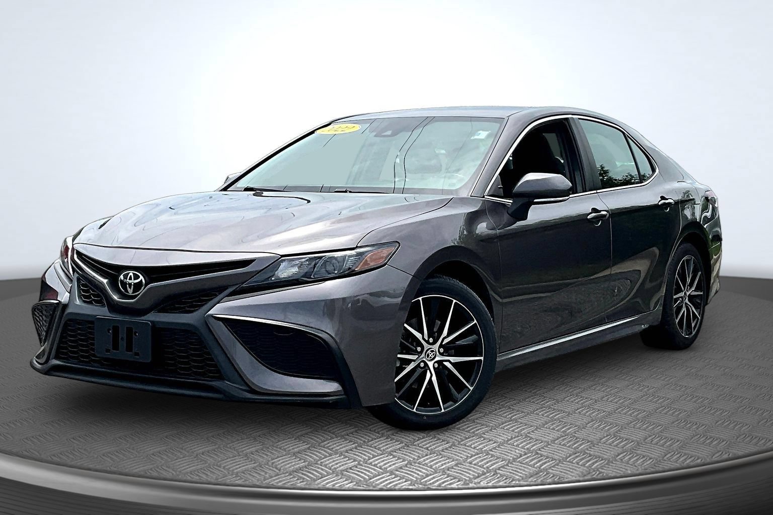 Used 2022 Toyota Camry SE