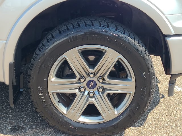 Used 2018 Ford F150 XLT w/ Equipment Group 302A Luxury AWD/4WD image 9