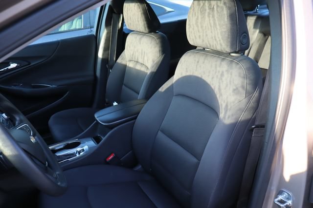 Used 2025 Chevrolet Malibu LT FWD image 7