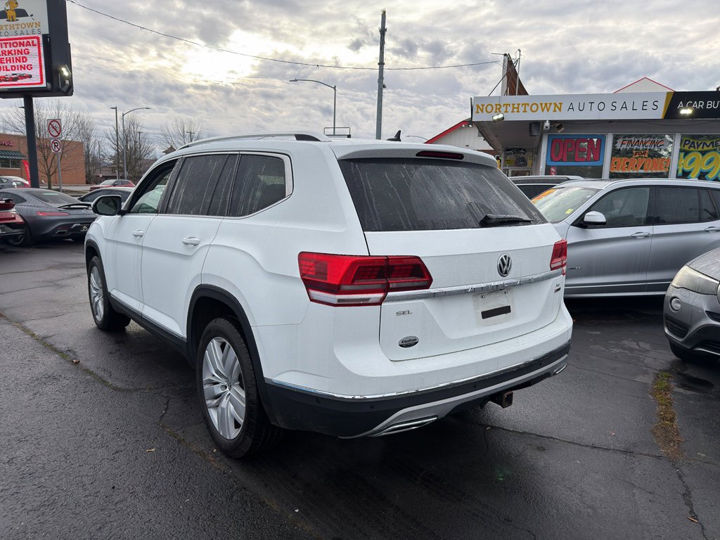 Used 2018 Volkswagen Atlas SEL Premium image 4