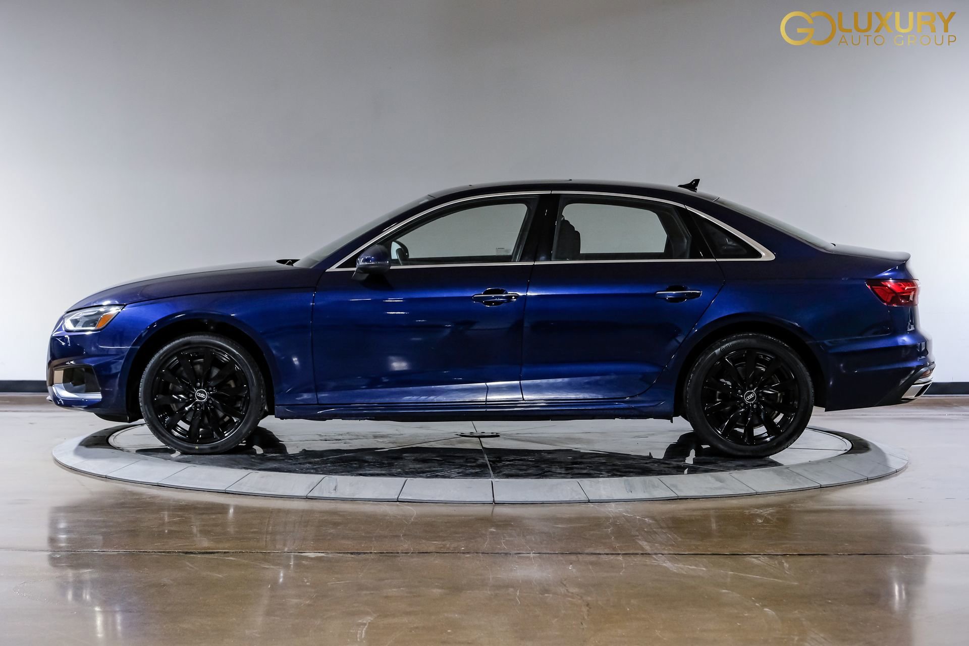 Used 2022 Audi A4 2.0T Premium image 13