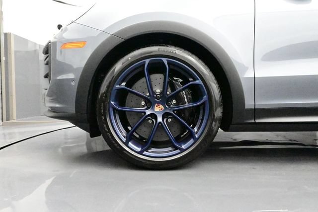 New 2026 Porsche Cayenne Turbo GT AWD/4WD image 6