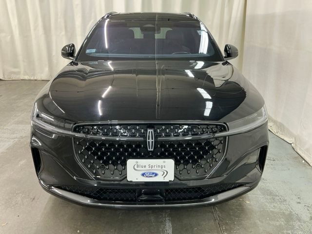 Used 2024 Lincoln Nautilus Reserve w/ Equipment Group 202A AWD/4WD image 8