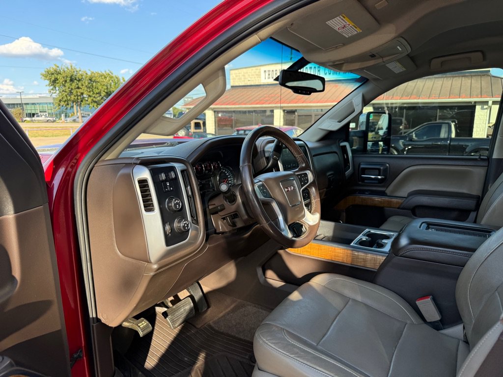 Used 2019 GMC Sierra 2500 SLT w/ Duramax Plus Package AWD/4WD image 17