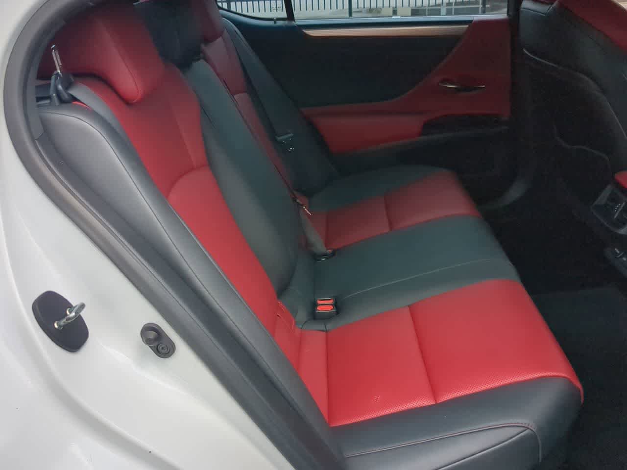 Used 2022 Lexus ES 300h F Sport w/ Accessory Package 2 FWD image 19