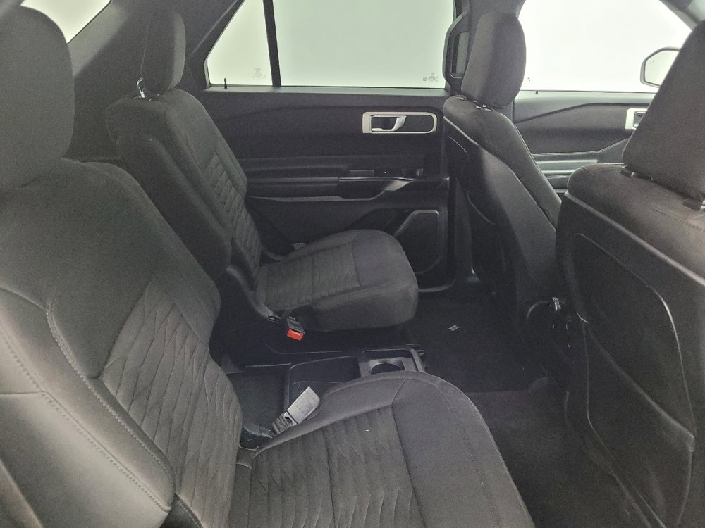 Used 2020 Ford Explorer XLT w/ Class III Trailer Tow Package image 19