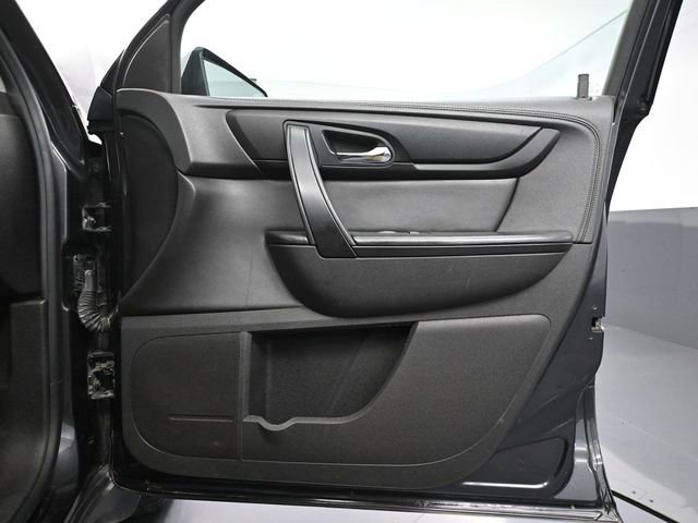 Used 2014 Chevrolet Traverse LT image 44