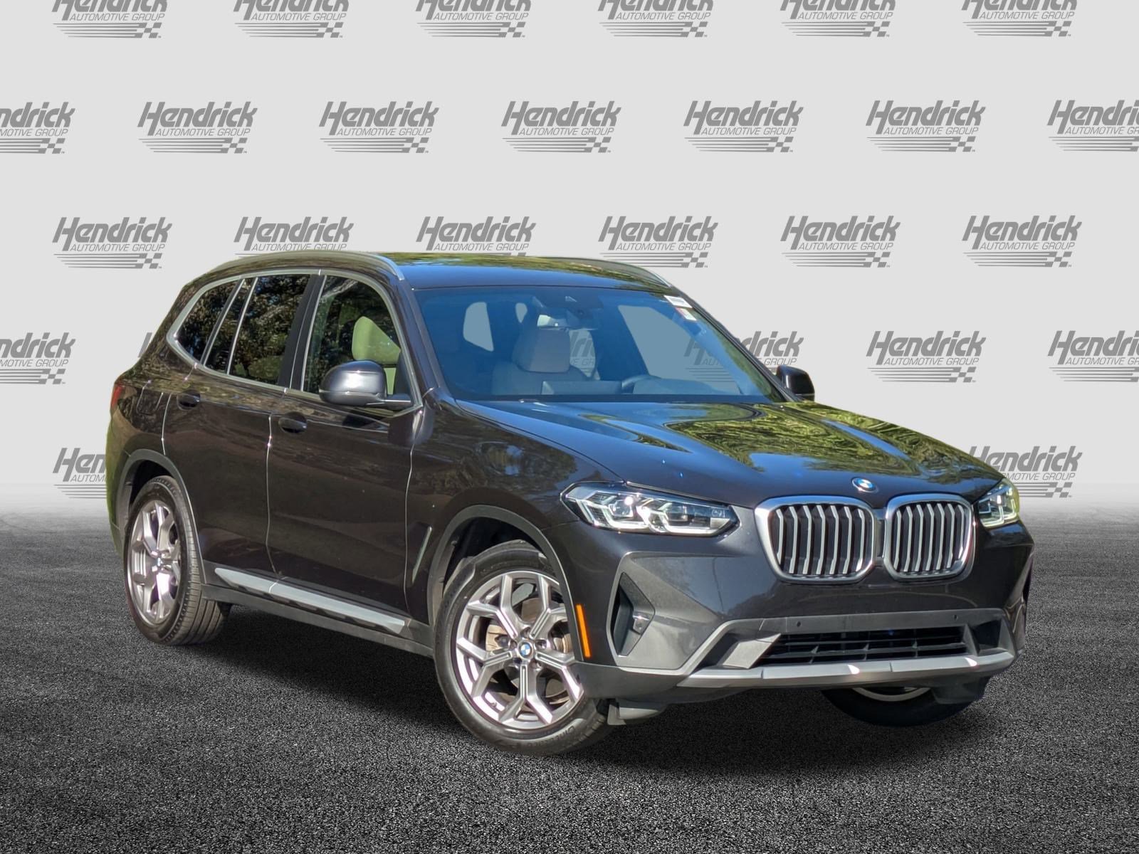 Used 2022 BMW X3 xDrive30i w/ Premium Package 2 (ZPA) video 2