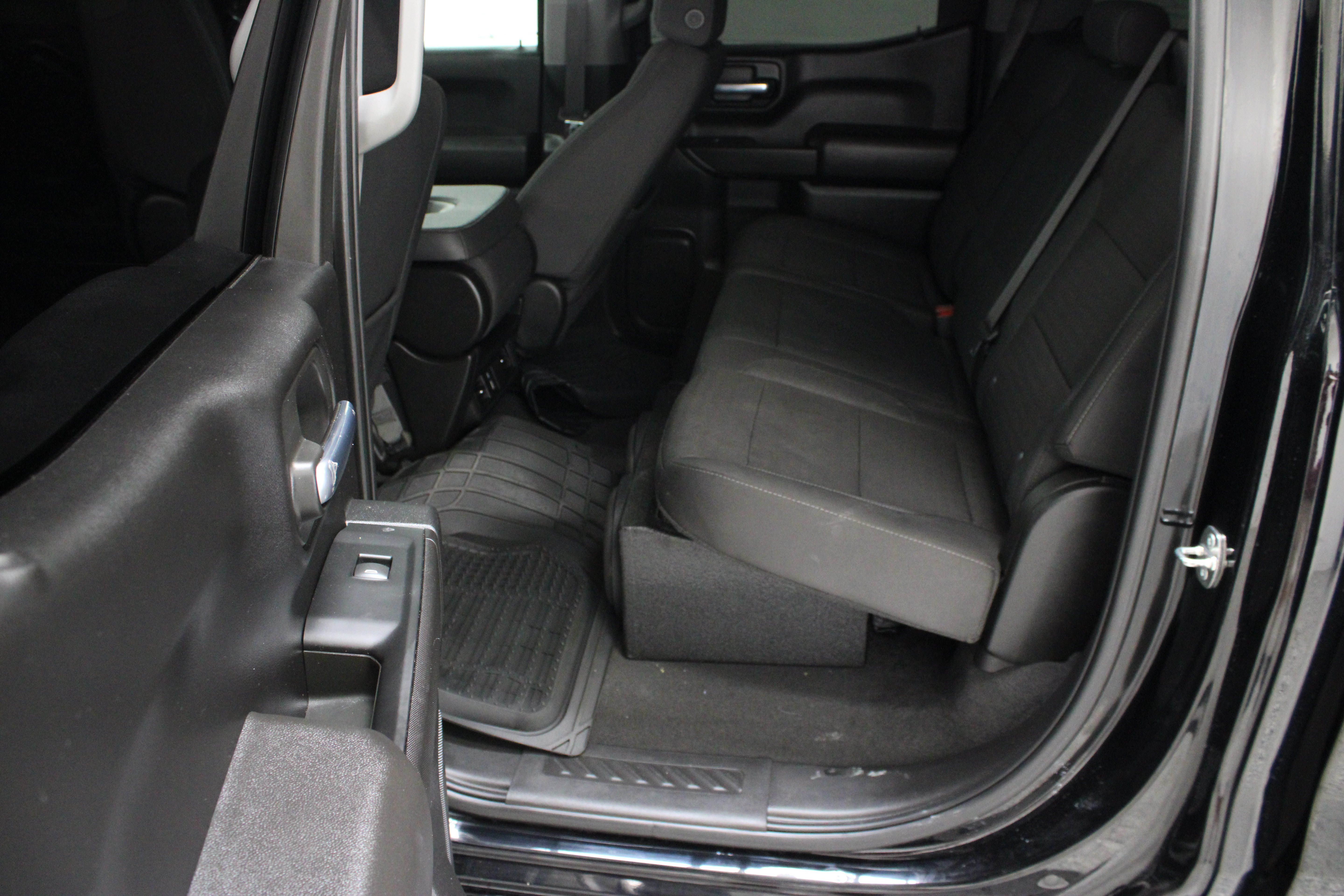 Used 2024 Chevrolet Silverado 1500 Custom RWD image 28