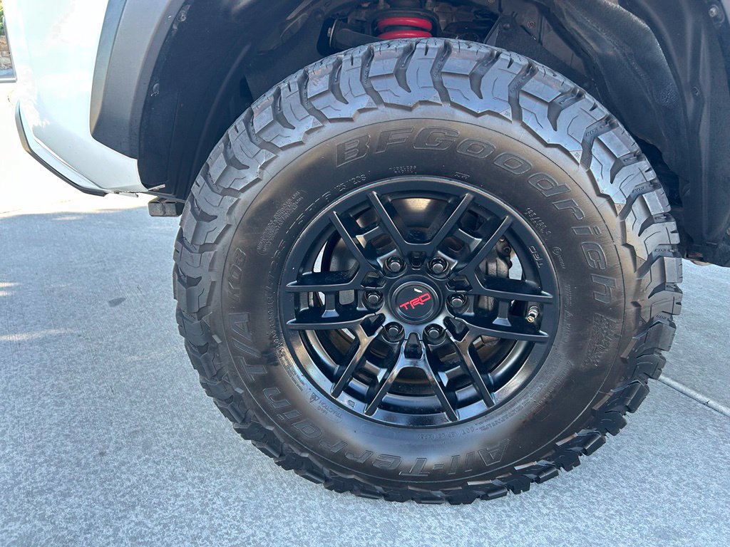 Used 2020 Toyota Tacoma TRD Pro AWD/4WD image 32